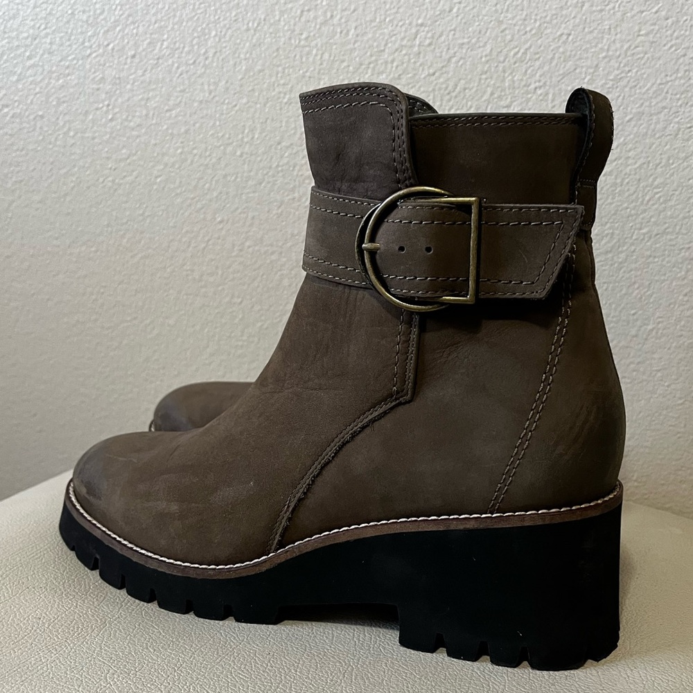 Blondo Dagger Waterproof Leather Brown Ankle  Boot Women’s Size 10 - Picture 2 of 9